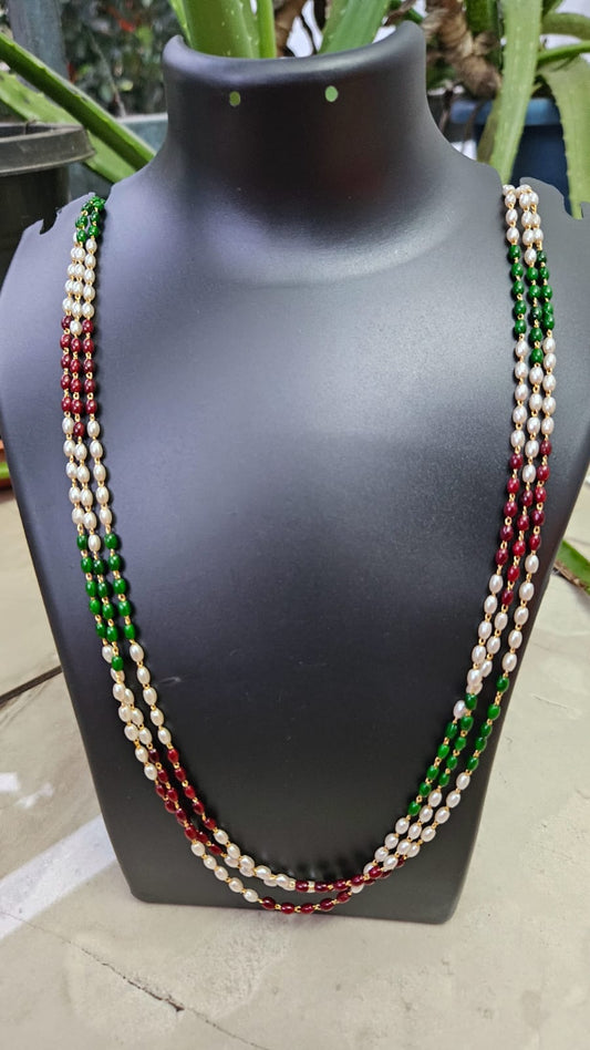 Elegant Three-Layer Pearl Bead Necklace