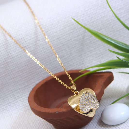 Stainless Steel Rosegold Plated Heart Shaped Spinning Pendent Necklace