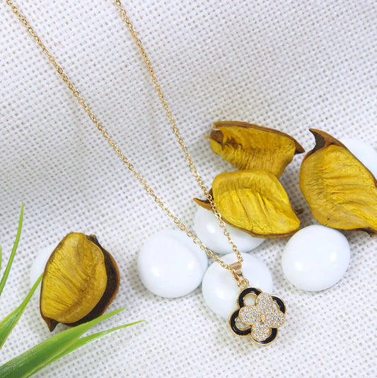 Stainless Steel Gold Plated Clover Shaped Floral Spinning Necklace