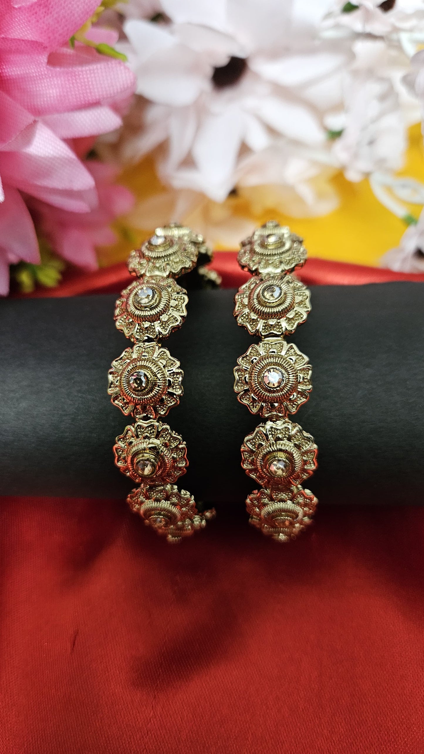 Floral Gemstone Gold Bangles – Elegant Multi-Stone Traditional Jewelry for Women